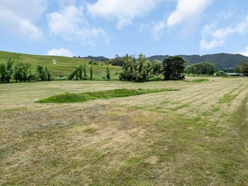 Country Lifestyle, City Close