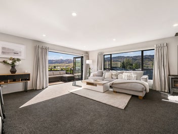 Contemporary, Versatile, Views.