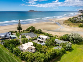 Absolute Beachfront Escape