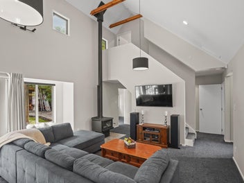 Versatile and spacious alpine retreat