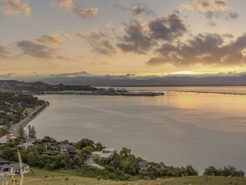 Your premium Bay View opportunity