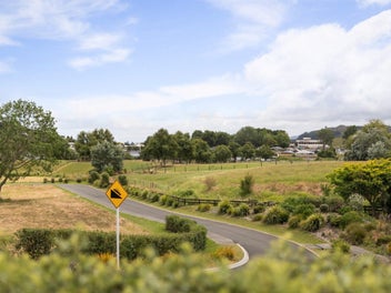 Secure Gated Living with Rural Outlook