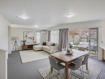 Vacant possession - must sell!