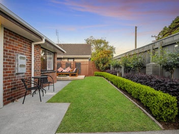 Private Stand-Alone on Ellerslie Border