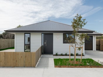 Start the New Year with a smart property move.