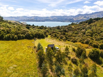 1.45ha to create a serene Peninsula lifestyle