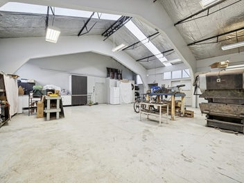 LIVE-WORK-PLAY The ultimate small-business base