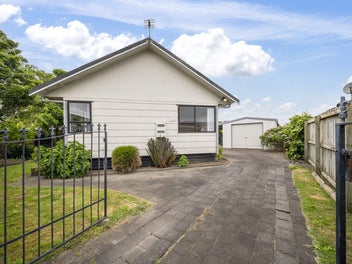 Tenants Out, Potential In - Buy Now!