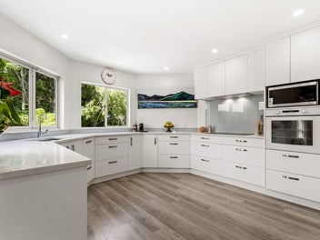 PRICED OVER $200K BELOW CV! SELLERS WANT ACTION!!