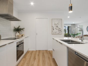 Near the Golf Course with Extra Parking