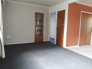 Parkvale - Quiet 2 Bdrm Unit