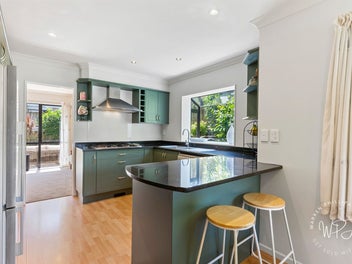 #THEDAY A 5-Bedroom Family Sized Opportunity