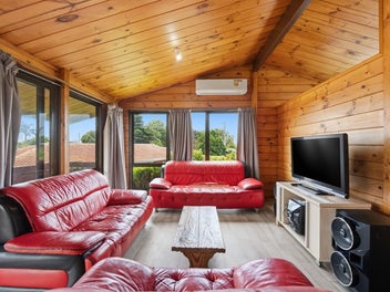 #THEDAY - Freehold Home - Live or Invest