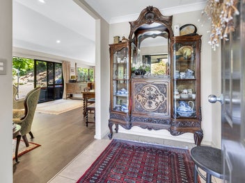 Coastal Calm, Country Charm