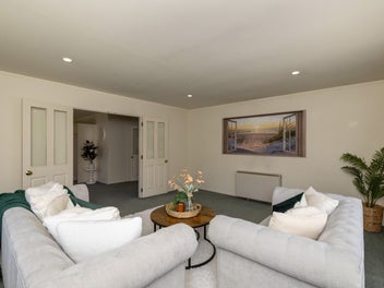 Raumati Beach Brick & Tile Home