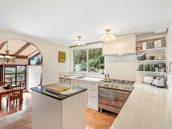 Little Shoal Bay Paradise