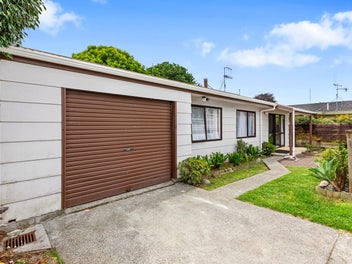 Three Bedrooms & Fully Furnished