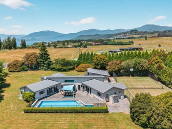 Designed for Togetherness, Built to Relax