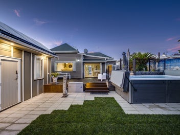 Urgent Sale – Vendors have purchased