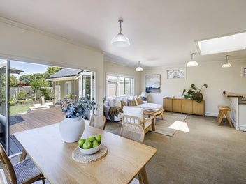 Urgent Sale – Vendors have purchased