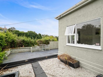 Sunny, Spacious and Conveniently Located