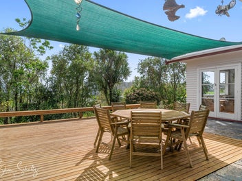 Vendors want it Sold!