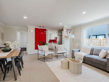 Vendor is on the move - This one must sell!