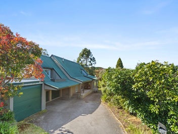 Tranquil Living Beside the Botanical Gardens