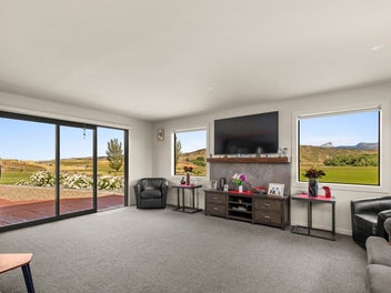 Picturesque Lifestyle Living