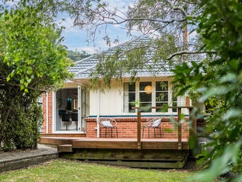 Serious Sellers - Peaceful Living!