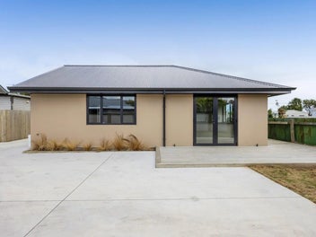 Modern Investment or Low-Maintenance Home