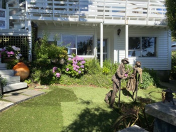 Image 1 of 40