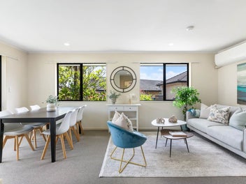 A Cherished Retreat in Sought-After cul-de-sac