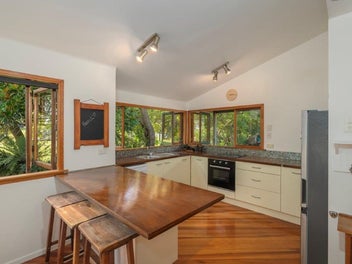 Split-Level Sanctuary, Close to the Sea.