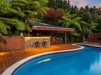 MAGICAL LIFESTYLE IN A DREAM SETTING