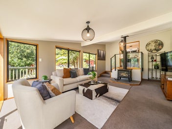 STUNNING HOME, SERENE LIFESTYLE