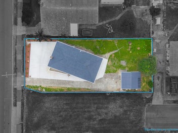 FIRST TIME ON THE MARKET IN 2 DECADES!