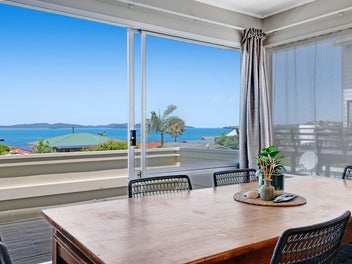 Sun-Filled Family Home in Snells Beach