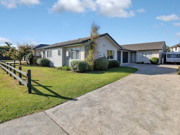 Dual-Living Versatility | Coastal Lifestyle