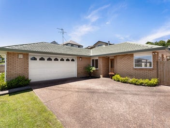 Single Level - Low Maintenance Living