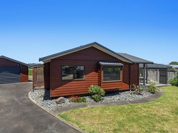 Family Comfort with Great Outdoor Living