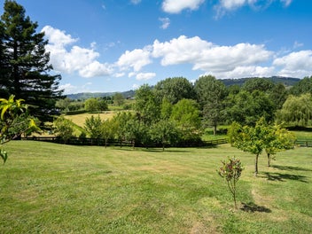 Beautiful Views, Perfect Location