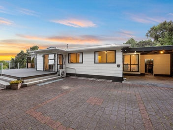 Lifestyle Luxury with Panoramic Views