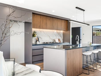 Coastal Elegance in Sought-After Old Torbay