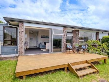 Private Hideaway with Ever-Changing Sea Views