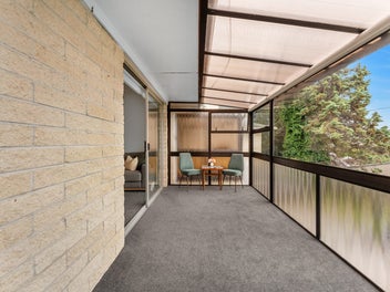 More Than 2 Beds: Rumpus + Garage