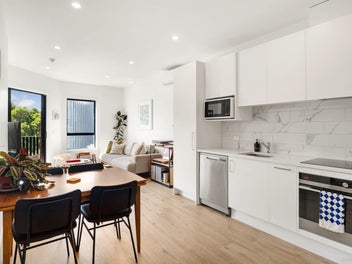 See it, love it, own it - Outstanding Ockham Oasis