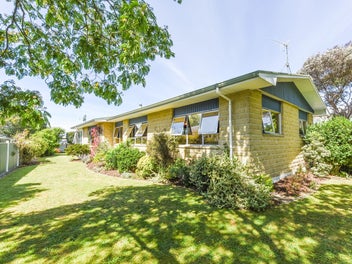 Room for the Family - Space for the Toys