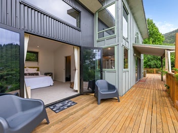 ANAKIWA SANCTUARY – Renovated & Ready