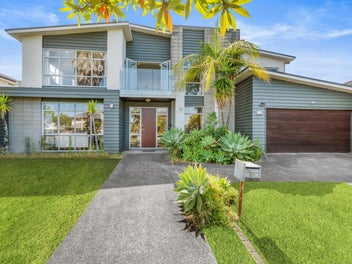 Exquisite Family Home in Rangitoto Zone